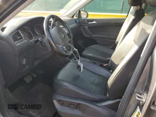 2018 Volkswagen Tiguan SEL z VIN 3VV2B7AX0JM013659, wystawiony jako Copart lot #54154665 z przebiegiem 86 603 mil mil oraz Szkoda całkowita • Salvage title. Historia ofert i sprzedaży dostępna na DreamBid. Obrazek 7.