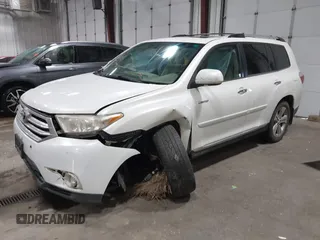 2013 Toyota Highlander Limited with VIN 5TDDK3EH6DS251104, listed as a IAAI auction lot 42605817 with 131,720 mi miles and . Bid and sale history available at DreamBid. Image 2.