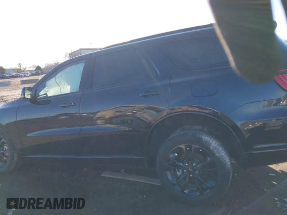 2024 Dodge Durango GT Plus with VIN 1C4RDJDG1RC173658, listed as a IAAI auction lot 41212499 with 913 mi miles and . Bid and sale history available at DreamBid. Image 13.