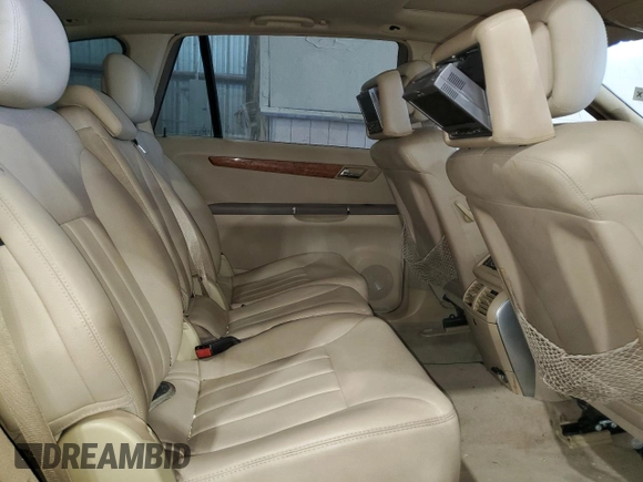 2008 Mercedes-Benz R 3.5L z VIN 4JGCB65E38A071600, wystawiony jako Copart lot #73197054 z przebiegiem 149 235 mil mil oraz Nie do naprawy • Non repairable. Historia ofert i sprzedaży dostępna na DreamBid. Obrazek 10.