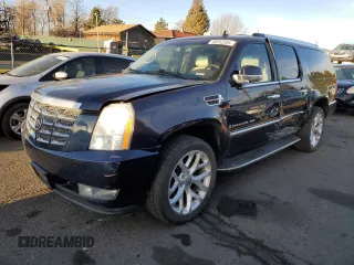 2008 Cadillac Escalade ESV z VIN 1GYFK66848R240528, wystawiony jako Copart lot #49352385 z przebiegiem 181 293 mil mil oraz Szkoda całkowita • Salvage title. Historia ofert i sprzedaży dostępna na DreamBid. Obrazek 1.
