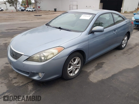 2005 Toyota Solara SE z VIN 4T1CE38PX5U977983, wystawiony jako IAAI lot #42009490 z przebiegiem 312 040 mil mil oraz . Historia ofert i sprzedaży dostępna na DreamBid. Obrazek 2.