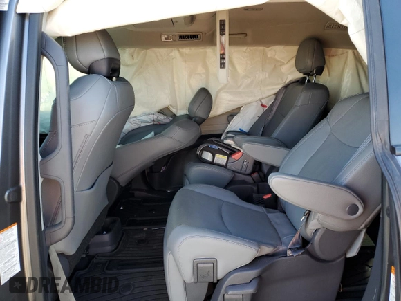 2021 Toyota Sienna Limited with VIN 5TDZRKEC0MS067714, listed as a Copart auction lot 44821915 with 53,646 mi miles and Salvage Title. Bid and sale history available at carsss.com. Image 11.
