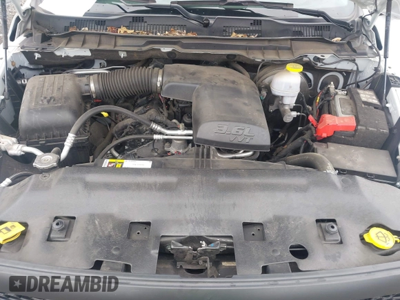 2022 Ram 1500 Tradesman z VIN 3C6JR6DG4NG330058, wystawiony jako IAAI lot #41903518 z przebiegiem 41 210 mil mil oraz . Historia ofert i sprzedaży dostępna na DreamBid. Obrazek 10.