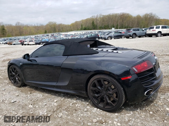 2011 Audi R8 z VIN WUAVNAFG5BN000487, wystawiony jako Copart lot #53643794 z przebiegiem 43 170 mil mil oraz Tytuł czysty. Historia ofert i sprzedaży dostępna na DreamBid. Obrazek 2.