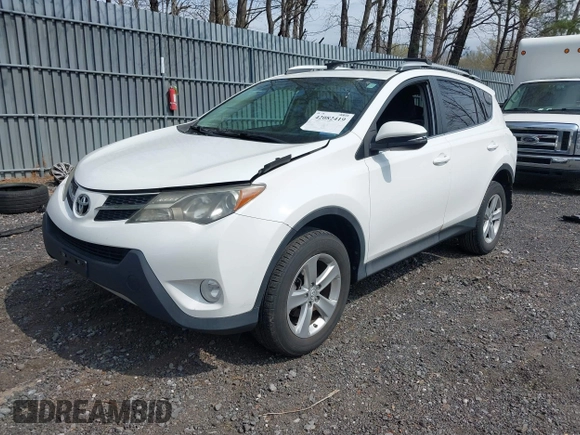 2013 Toyota RAV4 XLE with VIN 2T3RFREV1DW056321, listed as a IAAI auction lot 42082419 with 116,860 mi miles. Bid and sale history available at carsss.com. Image 2.