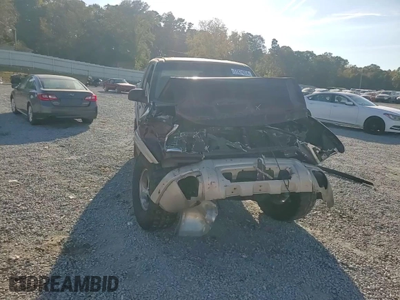 2000 Ford Explorer Eddie Bauer z VIN 1FMDU84P0YZB89831, wystawiony jako Copart lot #77874224 z przebiegiem 209 532 mil mil oraz Szkoda całkowita • Salvage title. Historia ofert i sprzedaży dostępna na DreamBid. Obrazek 12.