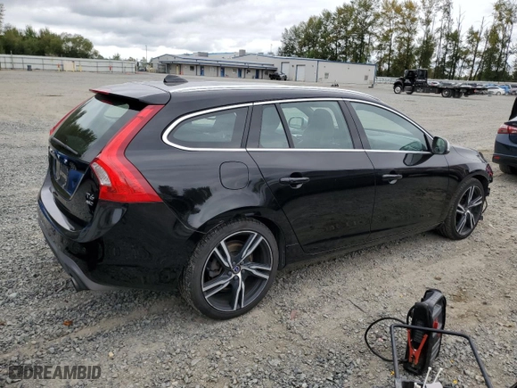 2017 Volvo V60 R-Design Platinum with VIN YV149MSS2H1372548, listed as a Copart auction lot 69565664 with 44,425 mi miles and Salvage Title. Bid and sale history available at carsss.com. Image 3.