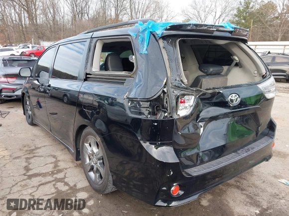 2011 Toyota Sienna SE with VIN 5TDXK3DCXBS112867, listed as a IAAI auction lot 41394925 with 235,567 mi miles. Bid and sale history available at carsss.com. Image 3.