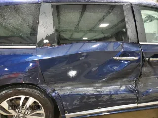 2022 Honda Odyssey Touring with VIN 5FNRL6H8XNB037772, listed as a Copart auction lot 52757215 with 358,099 mi miles and Salvage Title. Bid and sale history available at DreamBid. Image 11.