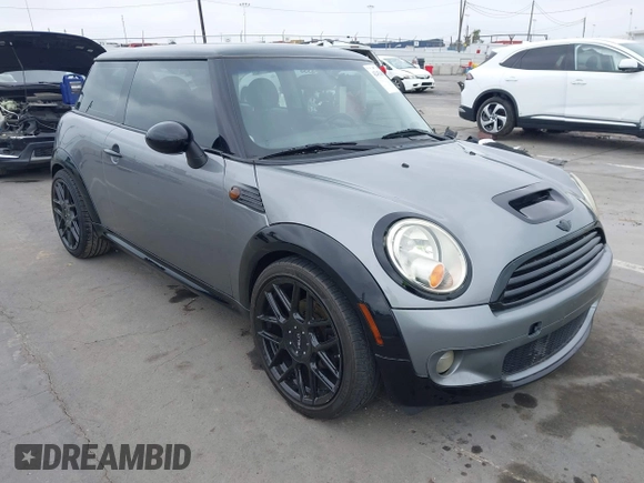 2010 MINI Hardtop with VIN WMWMF3C58ATZ60995, listed as a IAAI auction lot 42454882 with 147,607 mi miles and . Bid and sale history available at DreamBid. Image 1.
