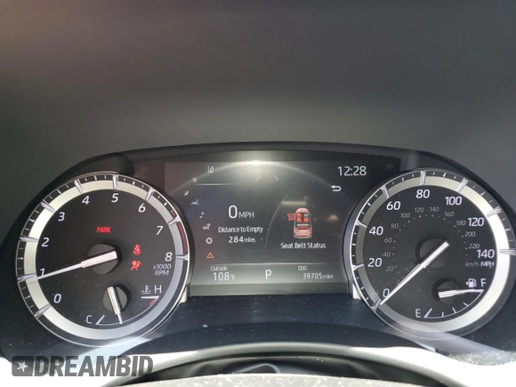2022 Toyota Highlander XSE with VIN 5TDJZRBH2NS170804, listed as a Copart auction lot 61864415 with 39,705 mi miles and Salvage title. Bid and sale history available at DreamBid. Image 9.