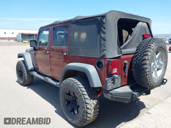 2008 Jeep Wrangler Unlimited Rubicon с VIN 1J4GA69178L631116, выставлен на аукционе IAAI как лот 42535124 с пробегом 151 551 миль миль и . История ставок и продаж доступна на DreamBid. Изображение 3.