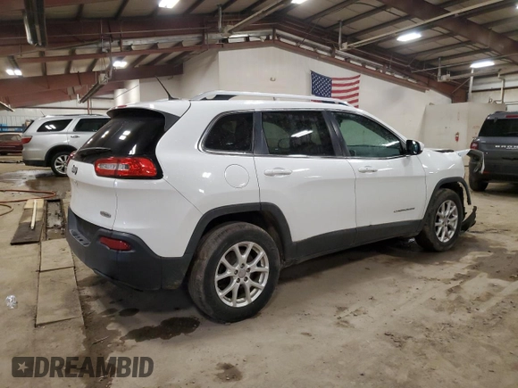 2015 Jeep Cherokee Latitude with VIN 1C4PJMCS1FW710157, listed as a Copart auction lot 49571435 with 89,780 mi miles and Clean Title. Bid and sale history available at DreamBid. Image 3.