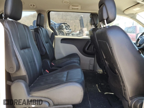 2014 Chrysler Town & Country Touring with VIN 2C4RC1BG3ER441648, listed as a Copart auction lot 50249635 with 174,744 mi miles and Salvage Title. Bid and sale history available at carsss.com. Image 11.