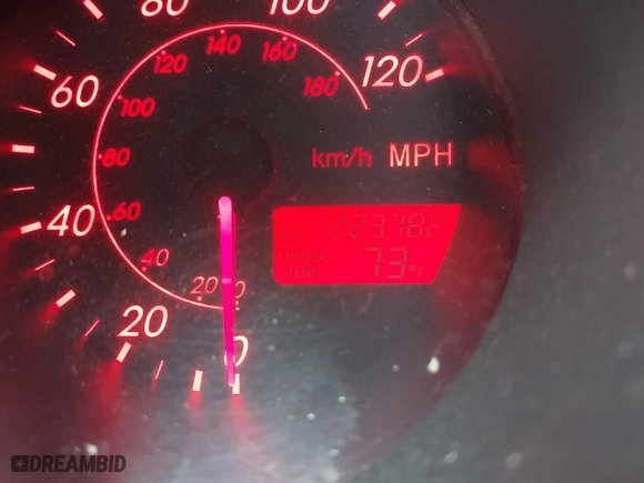 2003 Toyota Matrix Std with VIN 2T1KR32E03C149611, listed as a IAAI auction lot 41756762 with 223,782 mi miles. Bid and sale history available at carsss.com. Image 12.