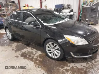 2015 Buick Regal with VIN 2G4GK5EX5F9139580, listed as a IAAI auction lot 41267558 with 134,664 mi miles. Bid and sale history available at carsss.com. Image 1.