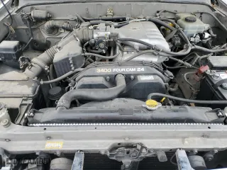 2001 Toyota 4Runner SR5 with VIN JT3GN86RX10194661, listed as a Copart auction lot 49448415 with 196,410 mi miles and Clean Title. Bid and sale history available at carsss.com. Image 12.