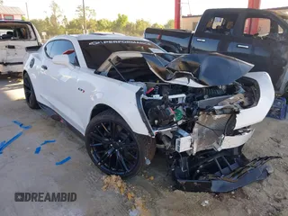 2023 Chevrolet Camaro 1SS z VIN 1G1FF1R79P0160976, wystawiony jako IAAI lot #42264778 z przebiegiem 22 527 mil mil oraz . Historia ofert i sprzedaży dostępna na DreamBid. Obrazek 1.