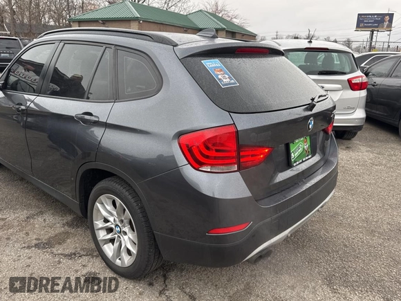 2015 BMW X1 xDrive28i with VIN WBAVL1C53FVY34430, listed as a Copart auction lot 49547905 with 87,431 mi miles and Clean Title. Bid and sale history available at carsss.com. Image 3.