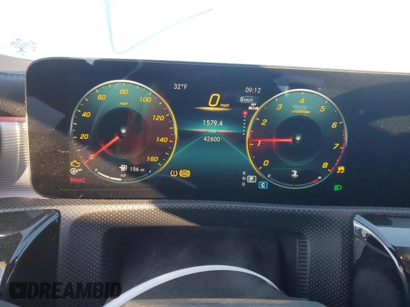 2021 Mercedes-Benz CLA 250 z VIN W1K5J4HB3MN192562, wystawiony jako Copart lot #42487615 z przebiegiem 42 600 mil mil oraz Szkoda całkowita • Salvage title. Historia ofert i sprzedaży dostępna na DreamBid. Obrazek 9.