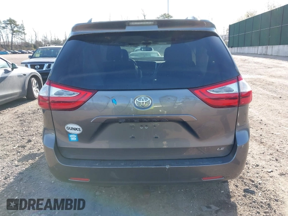 2017 Toyota Sienna LE Auto Access Seat with VIN 5TDKZ3DCXHS888544, listed as a IAAI auction lot 42015252 with 76,378 mi miles. Bid and sale history available at carsss.com. Image 15.