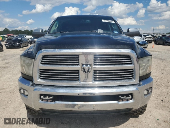 2012 Ram 2500 Laramie z VIN 3C6UD5FL8CG300882, wystawiony jako Copart lot #55700025 z przebiegiem 228 844 mil mil oraz Czysty tytuł • Clean title. Historia ofert i sprzedaży dostępna na DreamBid. Obrazek 5.