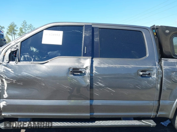 2019 Ford F-150 XL with VIN 1FTEW1CP7KKE73193, listed as a IAAI auction lot 41828951 with 87,741 mi miles and . Bid and sale history available at DreamBid. Image 14.