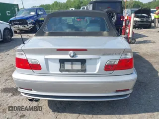 2002 BMW 3 Series 330Ci with VIN WBABS53492JU92293, listed as a IAAI auction lot 42124178 with 202,711 mi miles and . Bid and sale history available at carsss.com. Image 16.