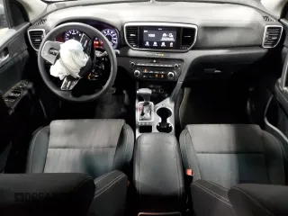 2022 Kia Sportage LX with VIN KNDPMCAC7N7002128, listed as a Copart auction lot 75682934 with 45,522 mi miles and Salvage Title. Bid and sale history available at DreamBid. Image 8.