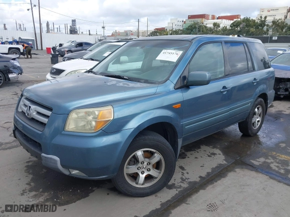 2006 Honda Pilot EX-L with VIN 5FNYF28536B015342, listed as a IAAI auction lot 41745176 with 1 mi miles. Bid and sale history available at carsss.com. Image 2.