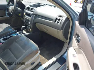 2010 Ford Fusion Hybrid with VIN 3FADP0L30AR387126, listed as a IAAI auction lot 42262640 with 203,973 mi miles and . Bid and sale history available at DreamBid. Image 5.