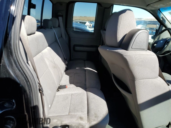 2005 Ford F-150 STX with VIN 1FTRX14WX5NA48994, listed as a Copart auction lot 46695035 with 253,055 mi miles and Salvage Title. Bid and sale history available at carsss.com. Image 10.