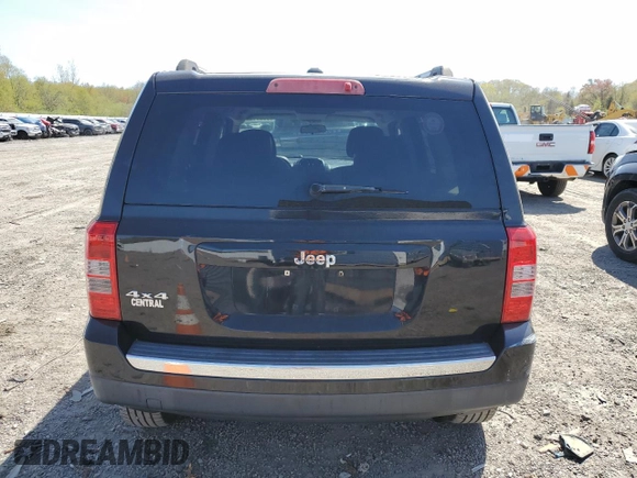 2012 Jeep Patriot Latitude with VIN 1C4NJRFB1CD704950, listed as a Copart auction lot 55296245 with 135,776 mi miles and Clean Title. Bid and sale history available at carsss.com. Image 6.