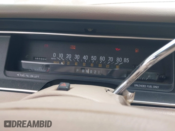 1994 Mercury Grand Marquis LS z VIN 2MELM75W1RX649536, wystawiony jako IAAI lot #41782591 z przebiegiem 111 984 mil mil oraz . Historia ofert i sprzedaży dostępna na DreamBid. Obrazek 7.