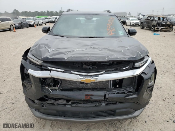 2025 Chevrolet Equinox FWD LT with VIN 3GNAXHEG2SL138916, listed as a Copart auction lot 49294905 with 2,200 mi miles and Salvage Title. Bid and sale history available at carsss.com. Image 5.