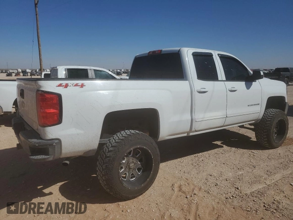 2018 Chevrolet Silverado 1500 LT with VIN 1GCVKRECXJZ313819, listed as a Copart auction lot 49056335 with 114,991 mi miles and Salvage Title. Bid and sale history available at DreamBid. Image 3.