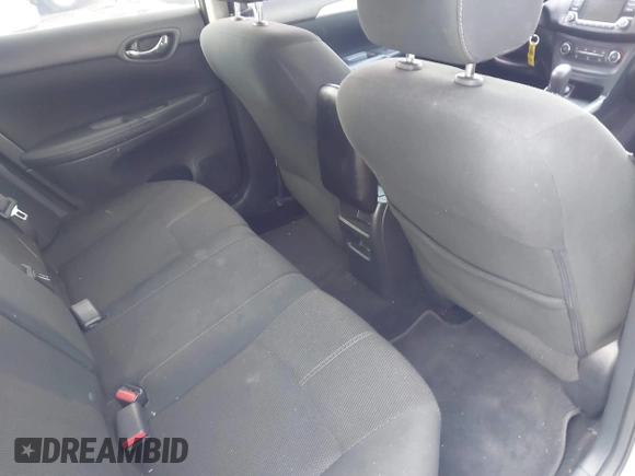 2018 Nissan Sentra S z VIN 3N1AB7AP6JY240649, wystawiony jako IAAI lot #42123511 z przebiegiem 132 478 mil mil oraz . Historia ofert i sprzedaży dostępna na DreamBid. Obrazek 8.