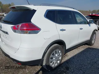 2016 Nissan Rogue SV with VIN KNMAT2MTXGP627849, listed as a IAAI auction lot 41898568 with 167,579 mi miles. Bid and sale history available at carsss.com. Image 4.
