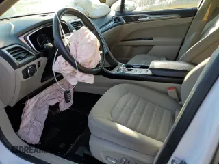 2019 Ford Fusion Hybrid SE with VIN 3FA6P0LU3KR157227, listed as a Copart auction lot 72913652 with 51,912 mi miles. Bid and sale history available at carsss.com. Image 7.