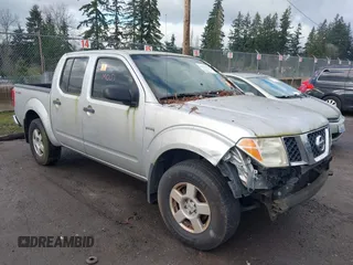 2005 Nissan Frontier 4WD LE with VIN 1N6AD07W85C427366, listed as a IAAI auction lot 41372779 with 136,280 mi miles. Bid and sale history available at carsss.com. Image 1.