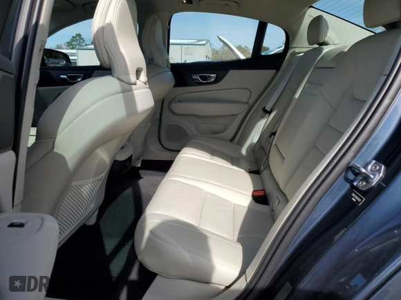 2021 Volvo S60 Momentum with VIN 7JR102TZXMG123619, listed as a Copart auction lot 89405775 with 35,316 mi miles and Salvage title. Bid and sale history available at DreamBid. Image 10.