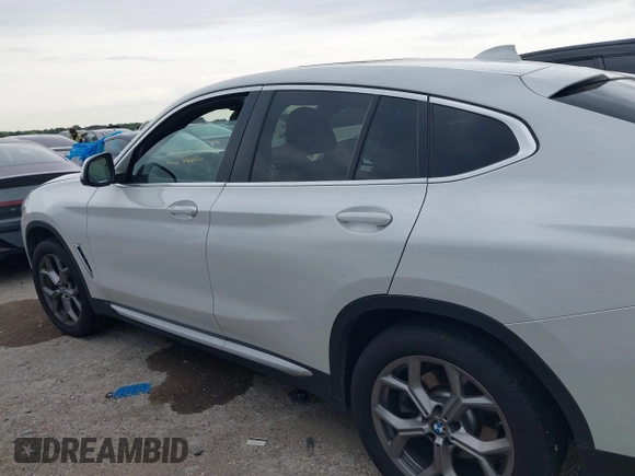 2024 BMW X4 xDrive30i with VIN 5UX33DT08R9X21276, listed as a IAAI auction lot 42177910 with 16,199 mi miles and . Bid and sale history available at DreamBid. Image 14.