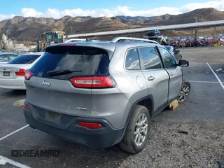 2016 Jeep Cherokee Latitude with VIN 1C4PJLCB8GW200545, listed as a IAAI auction lot 41593688 with 1 mi miles. Bid and sale history available at carsss.com. Image 4.
