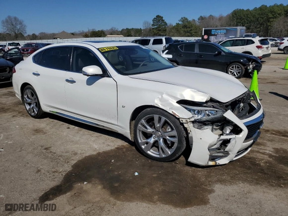 2015 Infiniti Q70L with VIN JN1BY1PP6FM600438, listed as a Copart auction lot 47404415 with 258,348 mi miles and Salvage Title. Bid and sale history available at carsss.com. Image 4.