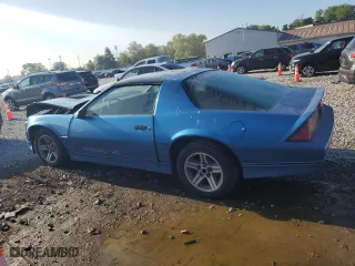 1985 Chevrolet Camaro Z28 Sport with VIN 1G1FP87F3FN175068, listed as a Copart auction lot 68249814 with 13,912 mi miles and Salvage Title. Bid and sale history available at carsss.com. Image 2.