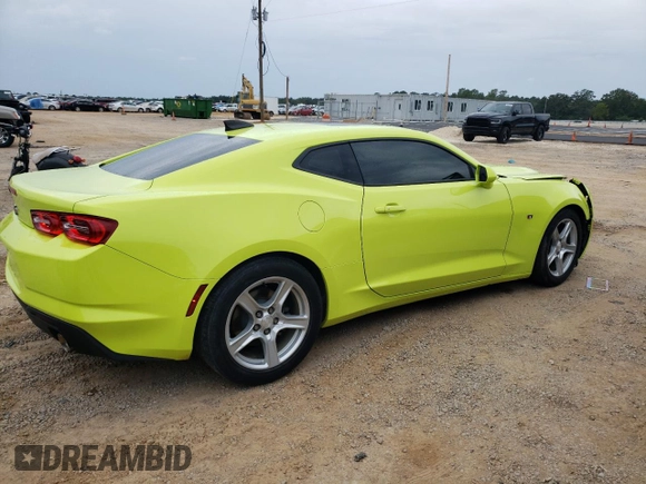 2020 Chevrolet Camaro 1LT with VIN 1G1FA1RX0L0113053, listed as a Copart auction lot 69784674 with 35,664 mi miles and Salvage Title. Bid and sale history available at DreamBid. Image 3.