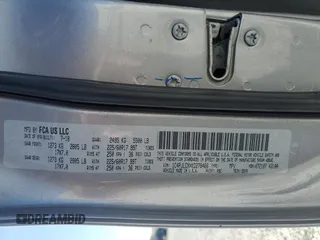 2019 Jeep Cherokee Latitude z VIN 1C4PJLCXXKD278468, wystawiony jako Copart lot #55064395 z przebiegiem 84 945 mil mil oraz Szkoda całkowita • Salvage title. Historia ofert i sprzedaży dostępna na DreamBid. Obrazek 13.