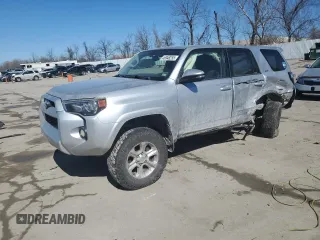 2015 Toyota 4Runner Limited with VIN JTEBU5JR5F5211113, listed as a Copart auction lot 46948255 with Not Provided miles and Salvage Title. Bid and sale history available at carsss.com. Image 1.