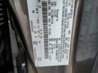 2015 Ford Focus Titanium z VIN 1FADP3N2XFL357224, wystawiony jako Copart lot #55626575 z przebiegiem 159 422 mil mil oraz Szkoda całkowita • Salvage title. Historia ofert i sprzedaży dostępna na DreamBid. Obrazek 12.